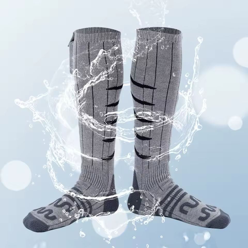 🔥 Chaussettes Chauffantes Électriques – Confort & Chaleur Instantanée en Hiver !